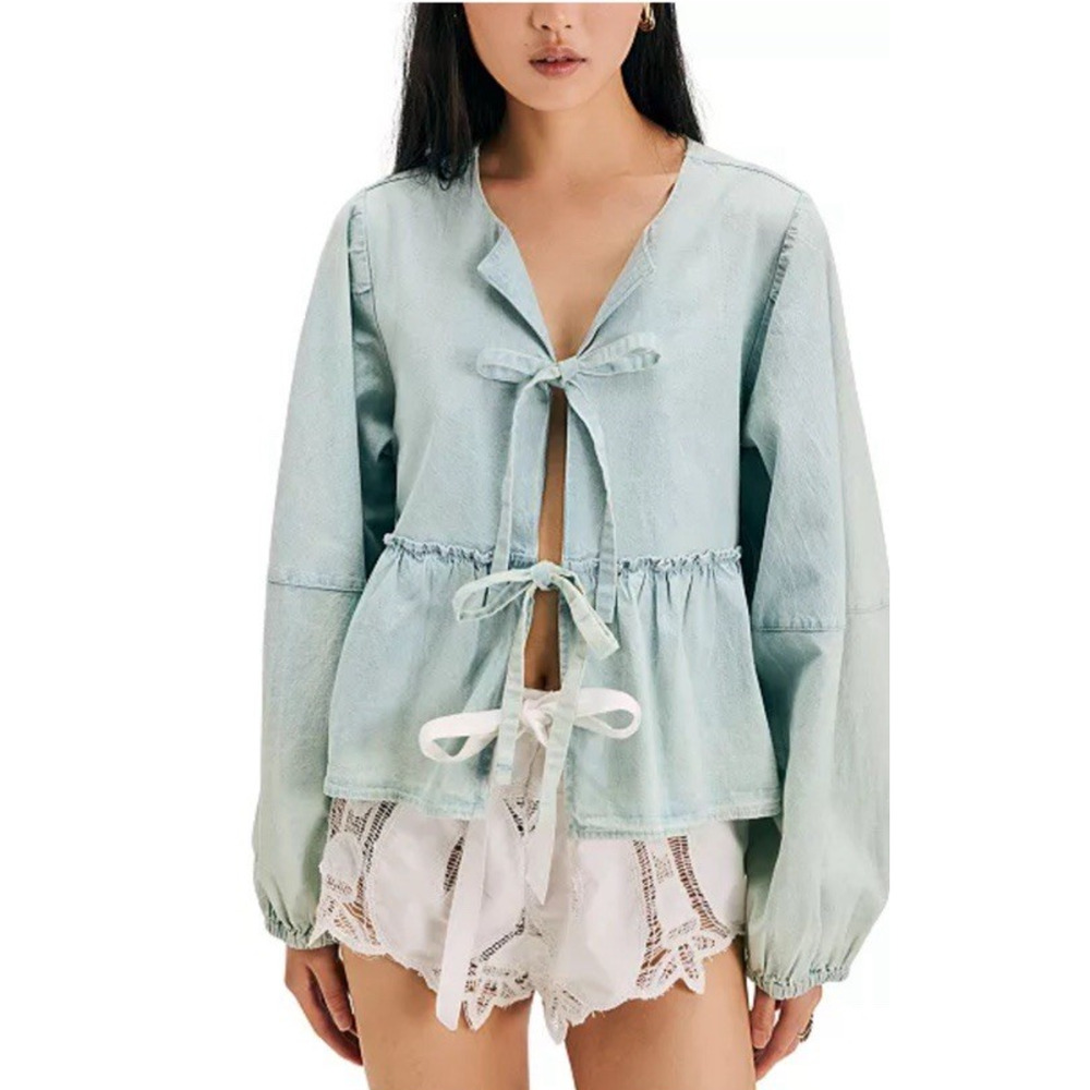 Free People Brunch Babe Self-Tie Denim Jacket Womens Size Large Blue Boho - Picture 1 of 10